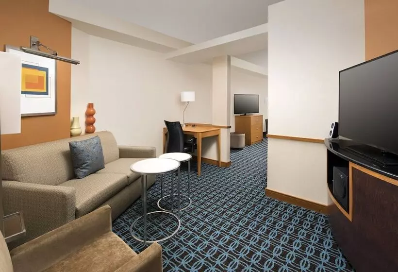 スタンダードスタジオ, Fairfield Inn & Suites Washington Dc