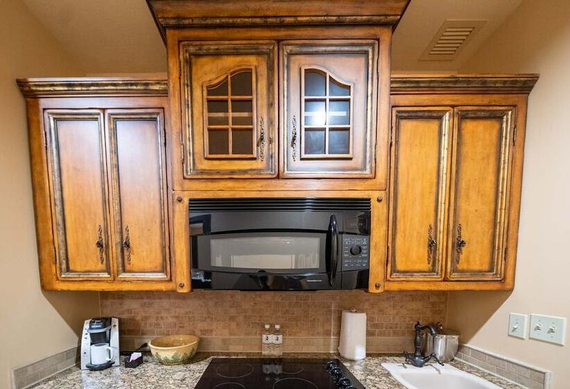 Президентский Люкс, Granduca Houston