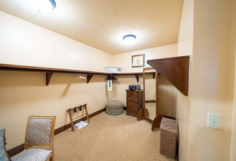 Люкс, Granduca Houston