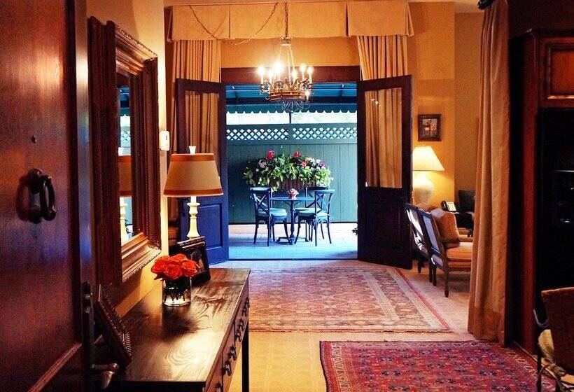 Люкс, Granduca Houston