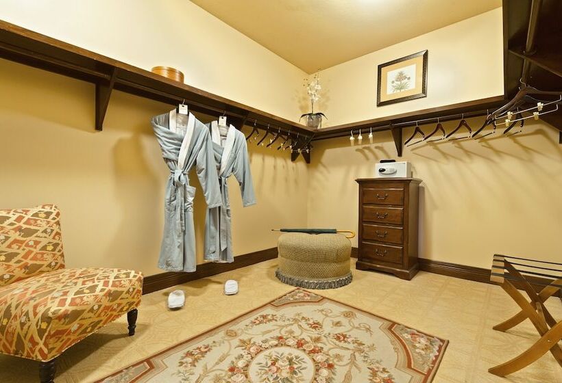 Люкс, Granduca Houston