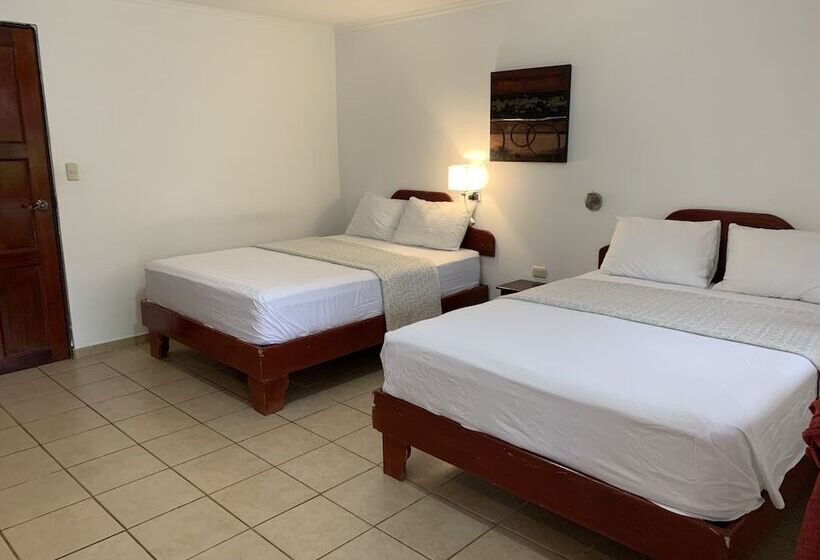 四人标准间, Manuel Antonio Park