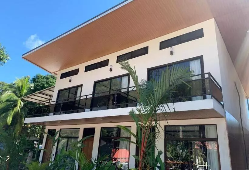 Deluxe Neljän Hengen Huone, Manuel Antonio Park