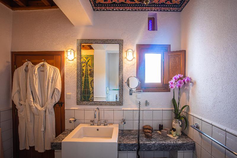 Люкс, Melenos Art Boutique