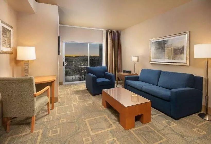 Suite Adapted for people with reduced mobility
