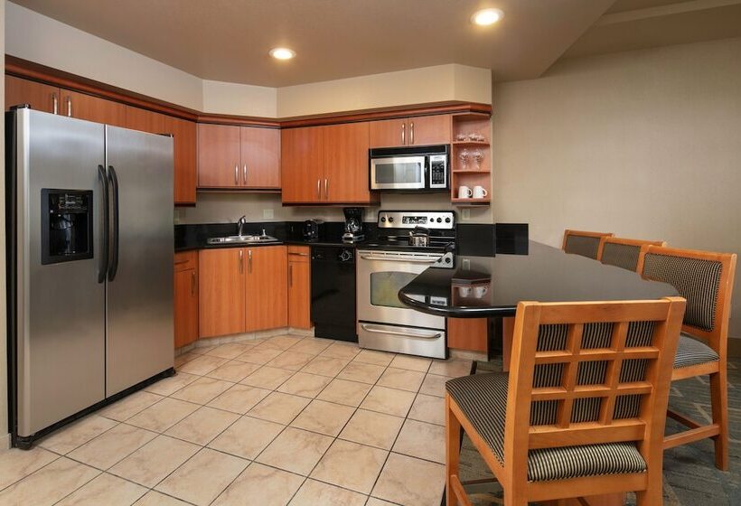 장애인을 위한 스위트, The Platinum