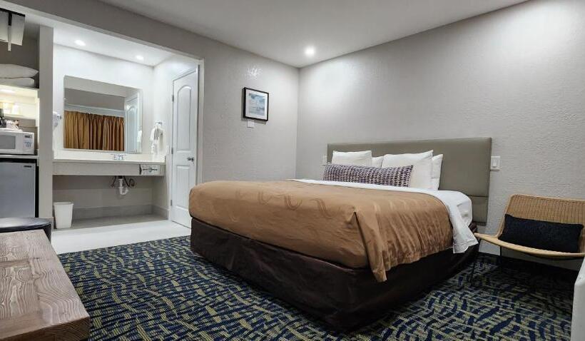 스탠다드 룸 킹사이즈 침대, The Grove At Pismo Beach