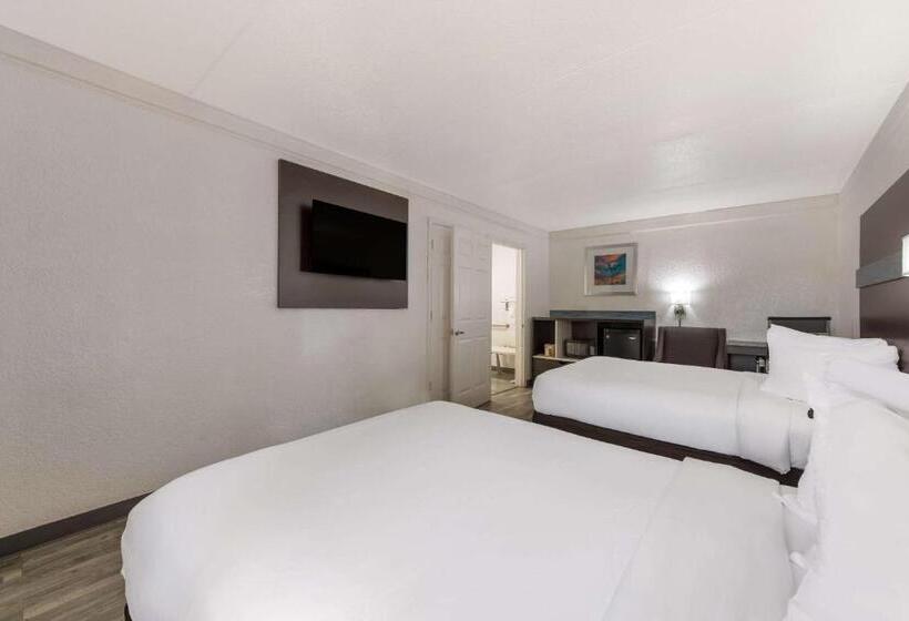 古典房间, Quality Inn & Suites Airport