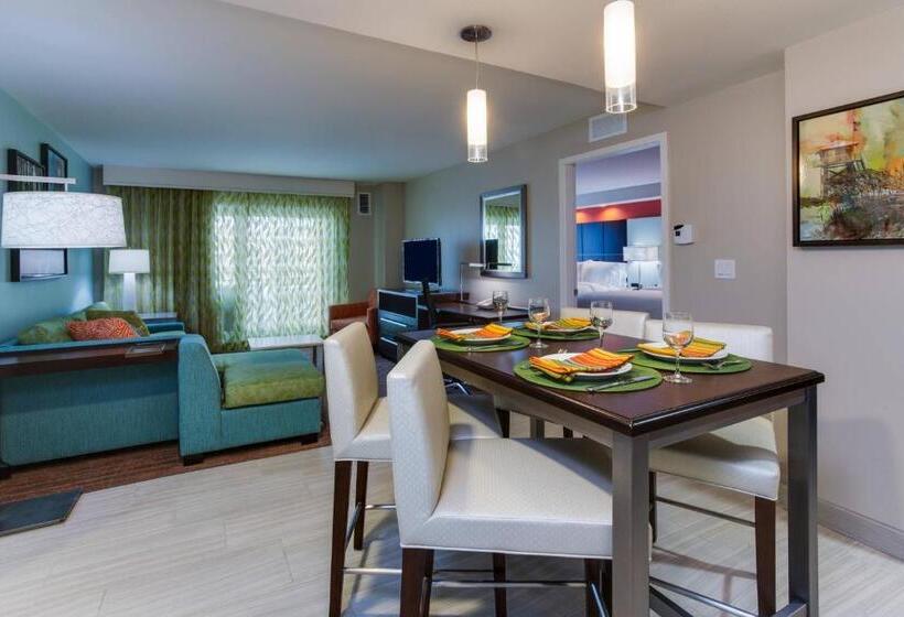 带大床的套房, Residence Inn By Marriott Daytona Beach Oceanfront