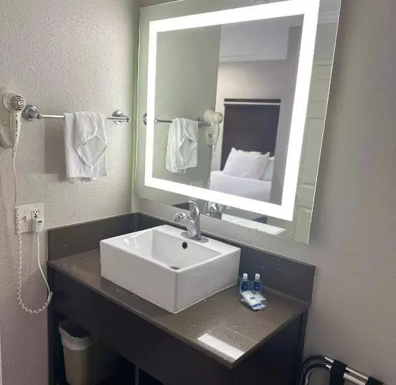 اتاق استاندارد, Rodeway Inn National City San Diego South