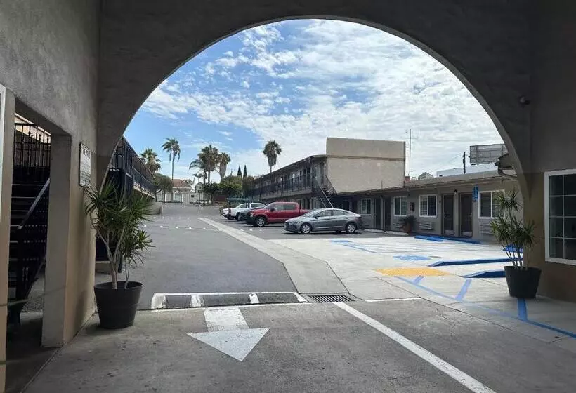 اتاق استاندارد, Rodeway Inn National City San Diego South