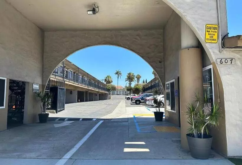 اتاق استاندارد برای معلولان, Rodeway Inn National City San Diego South