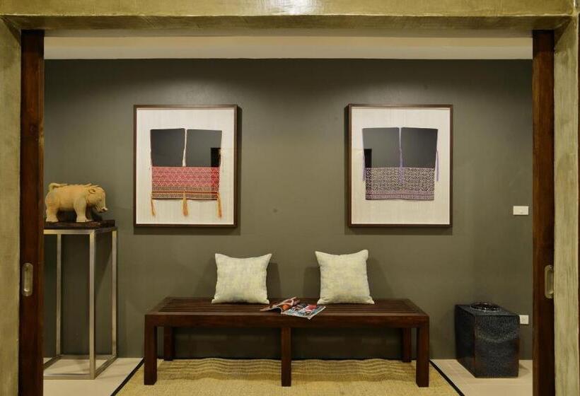 패밀리 룸, The Quarter Pai