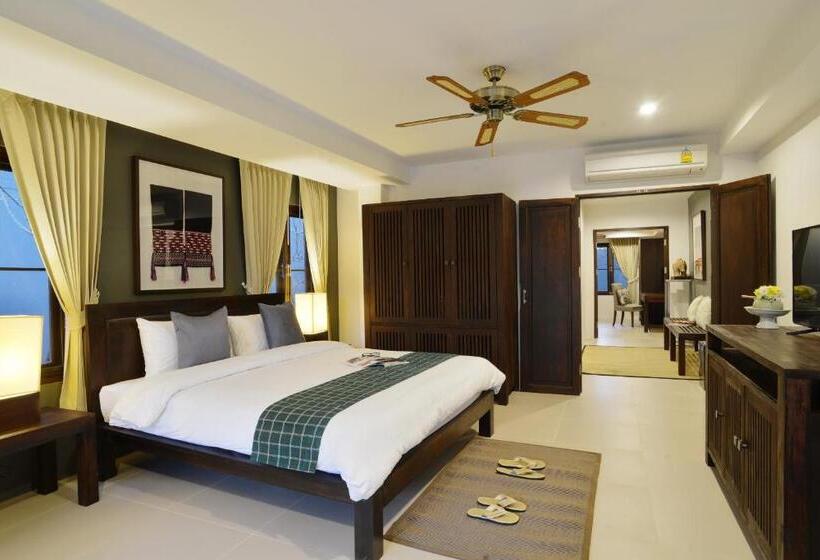 패밀리 룸, The Quarter Pai