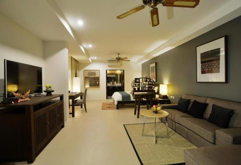 디럭스 룸, The Quarter Pai