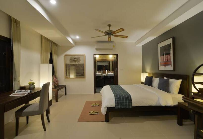 디럭스 룸, The Quarter Pai