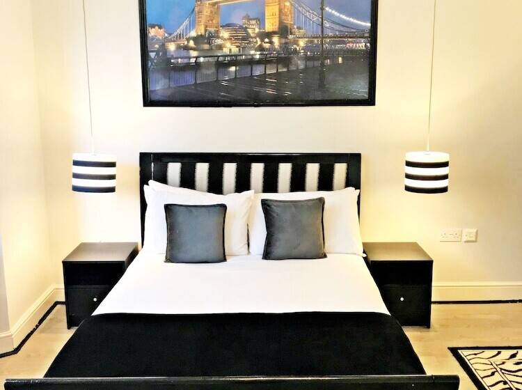 Студио Executive, W6