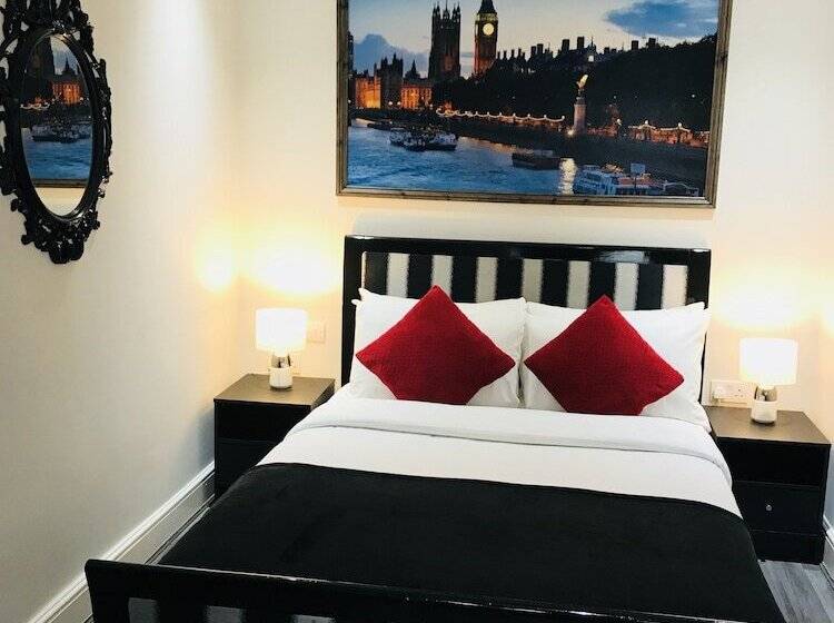 Студио Executive, W6