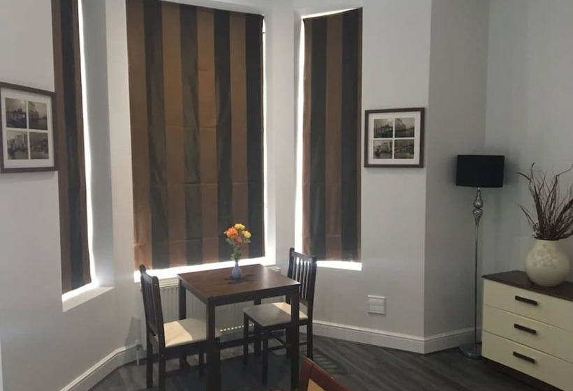 Студио Executive, W6