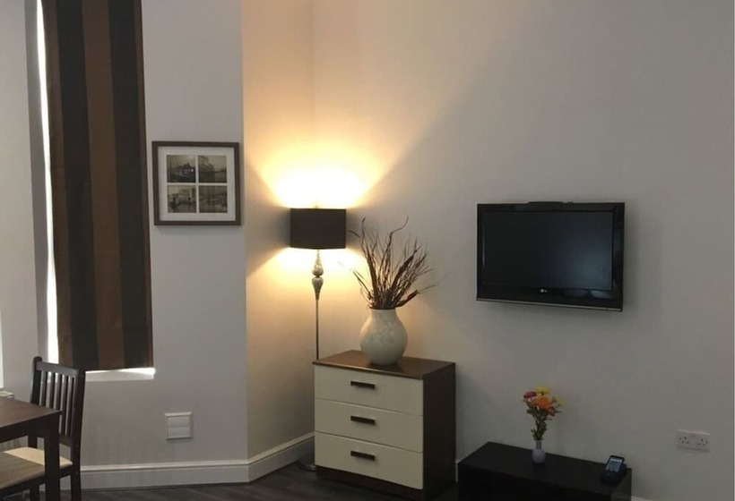 Студио Executive, W6