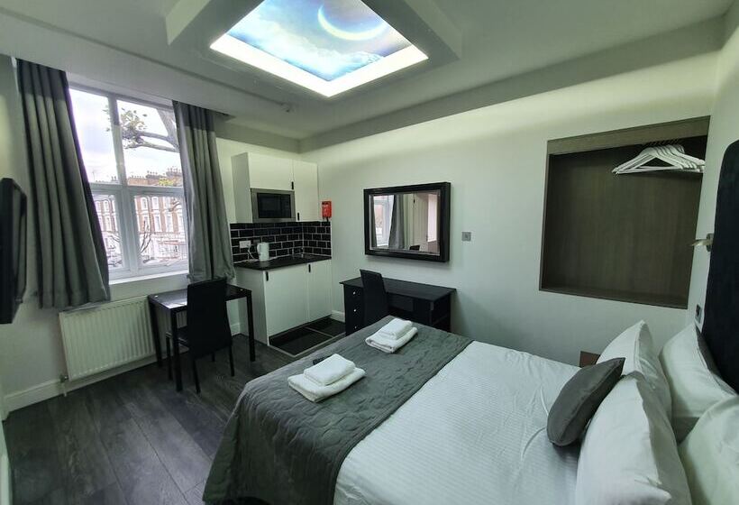 Студио Executive, W6