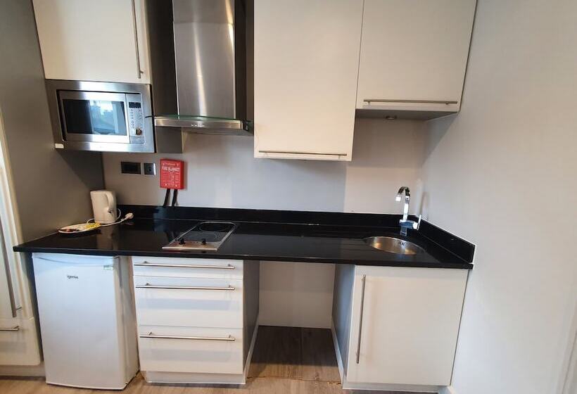 Студия Стандарт, W6