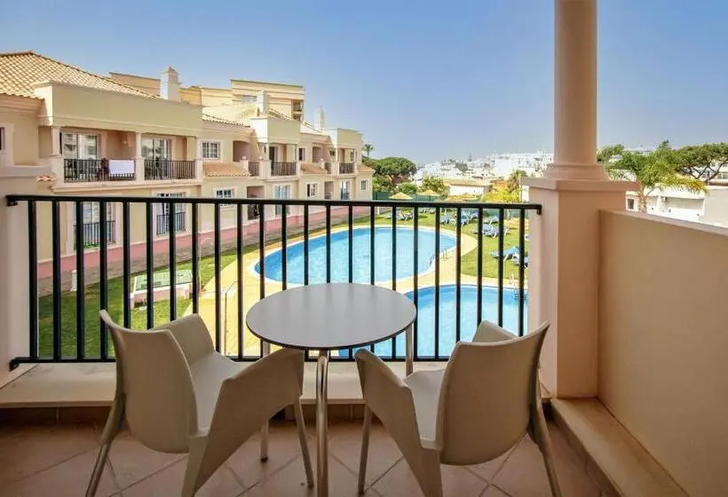 プールビューのスーペリアー１ベッドルームアパートメント, Aquamar Albufeira