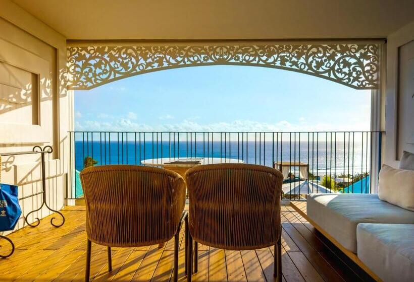 اتاق لوکس با چشم‌انداز دریا, Blue Margouillat Seaview Hotel Relais & Chateaux