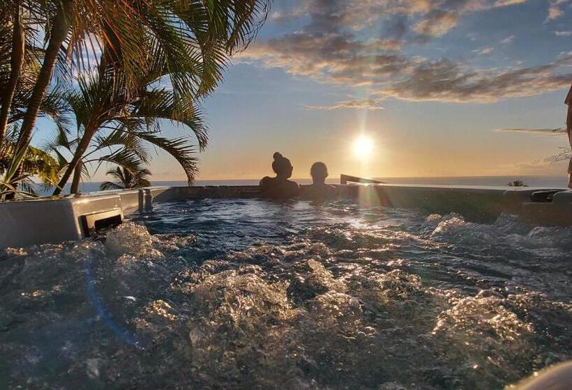 سوییت با استخر, Blue Margouillat Seaview Hotel Relais & Chateaux