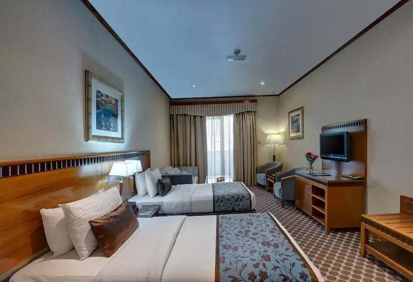 اتاق لوکس, Golden Tulip Hotel Al  Barsha
