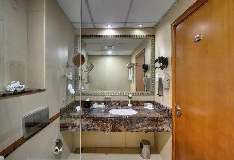 سوییت, Golden Tulip Hotel Al  Barsha