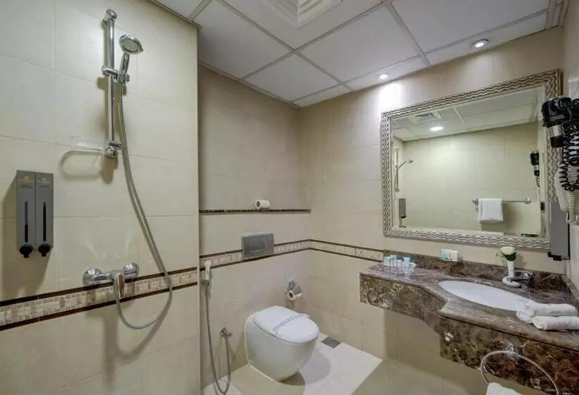 سوییت, Golden Tulip Hotel Al  Barsha