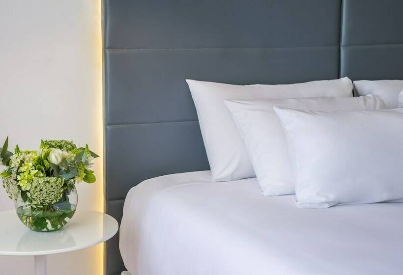 اتاق لوکس با چشمانداز استخر, Victoria Golf Resort and Spa Managed by Accor