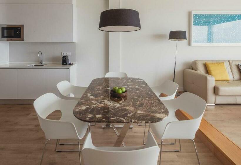 プレミアム2ベッドルームアパート, Flamingo Beach Mate