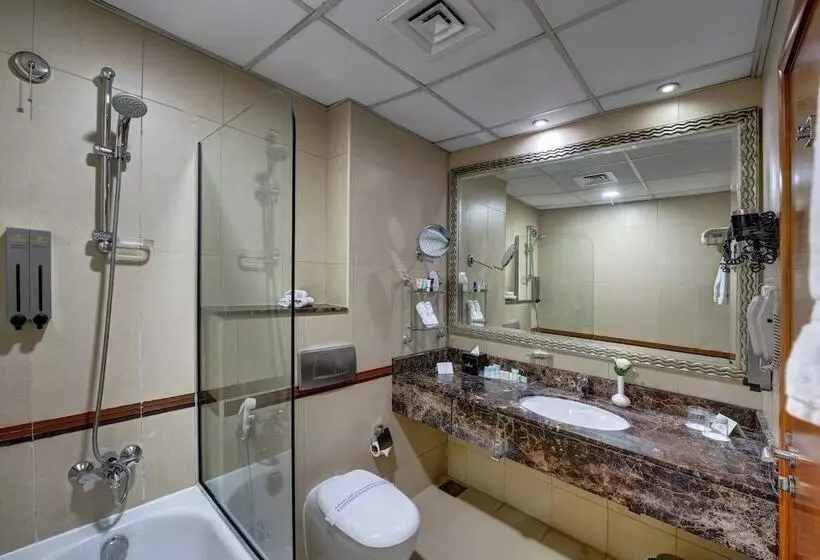 اتاق سوپریور, Golden Tulip Hotel Al  Barsha