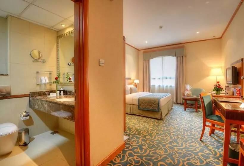 اتاق سوپریور, Golden Tulip Hotel Al  Barsha