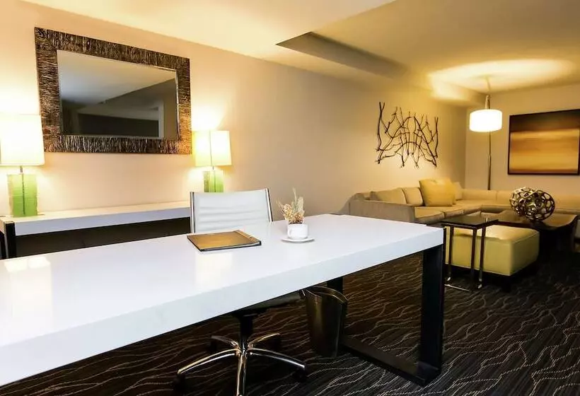 キングサイズベッドのジュニアスイート, Hilton Salt Lake City Center