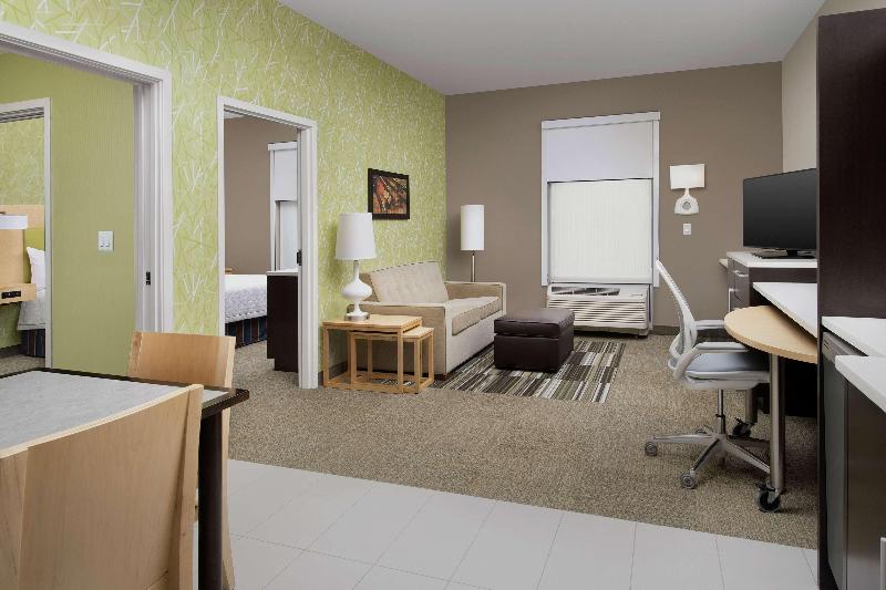 מיטת קינג בסוויטה, Home2 Suites By Hilton Lake City