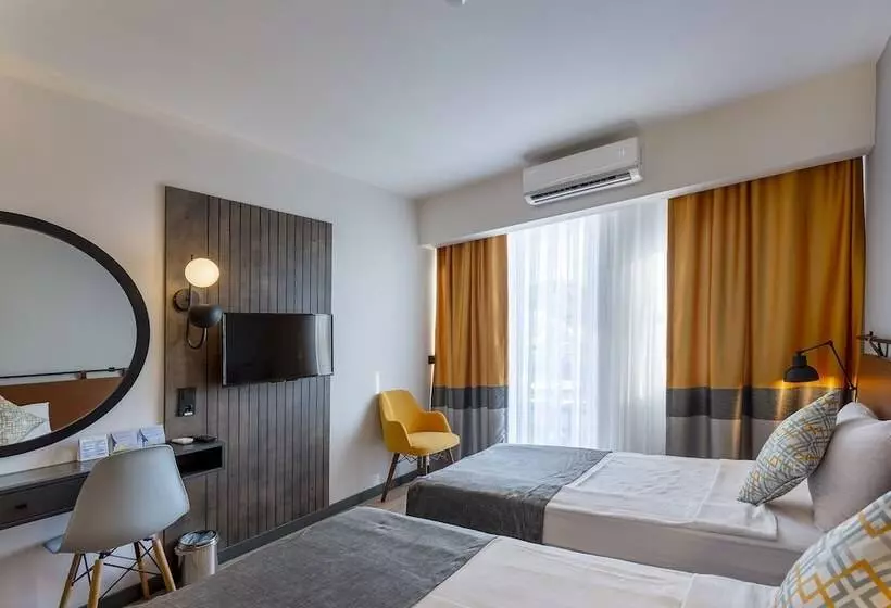 Standard-huone, Ramira Joy