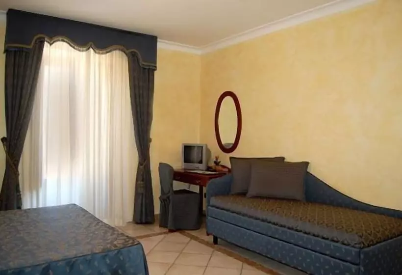 استودیوی استاندارد, Residence Alberghiero Eolie