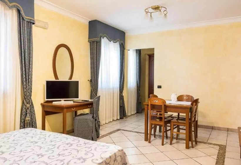 استودیوی استاندارد, Residence Alberghiero Eolie