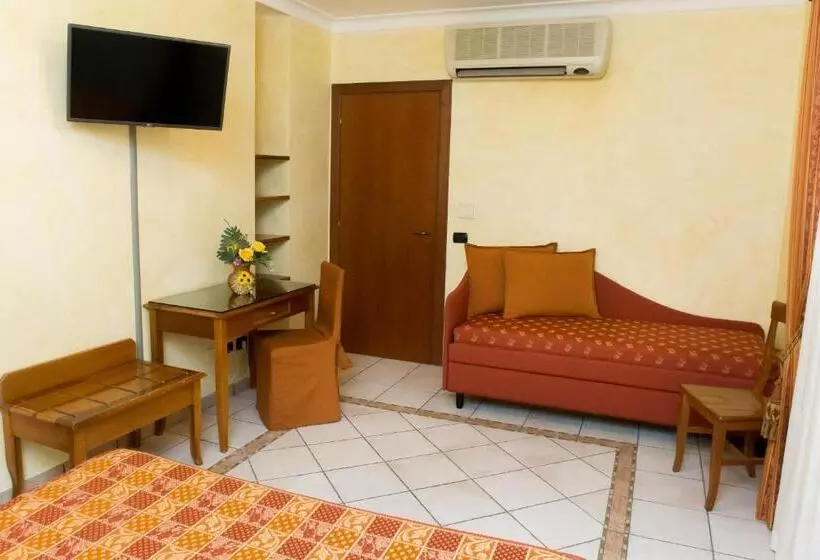 استودیوی لوکس, Residence Alberghiero Eolie