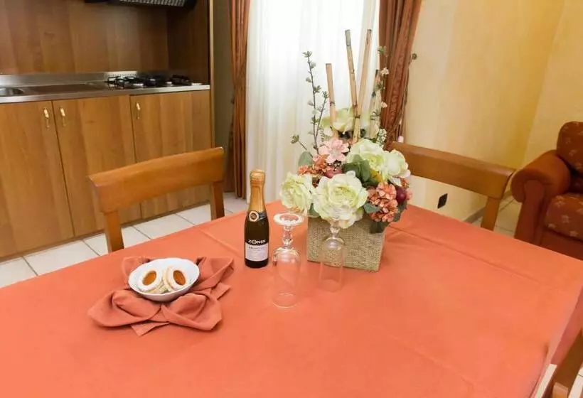 استودیوی لوکس, Residence Alberghiero Eolie