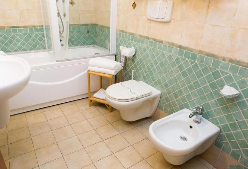 标准间带露台, Residence Alberghiero Eolie