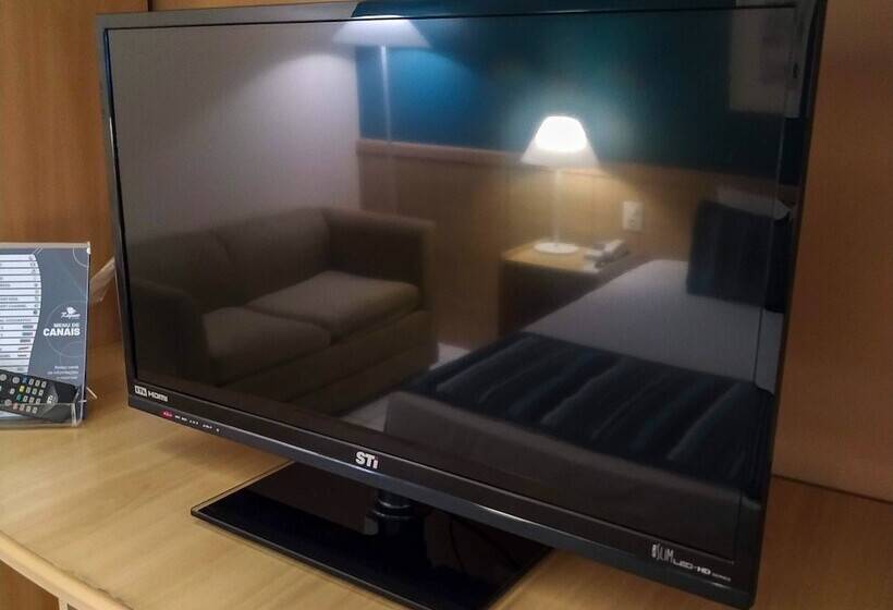 غرفة ديلوكس رباعية, Reymar Express