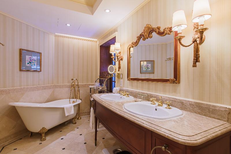 مجموعه ویستا شهر, Rocks