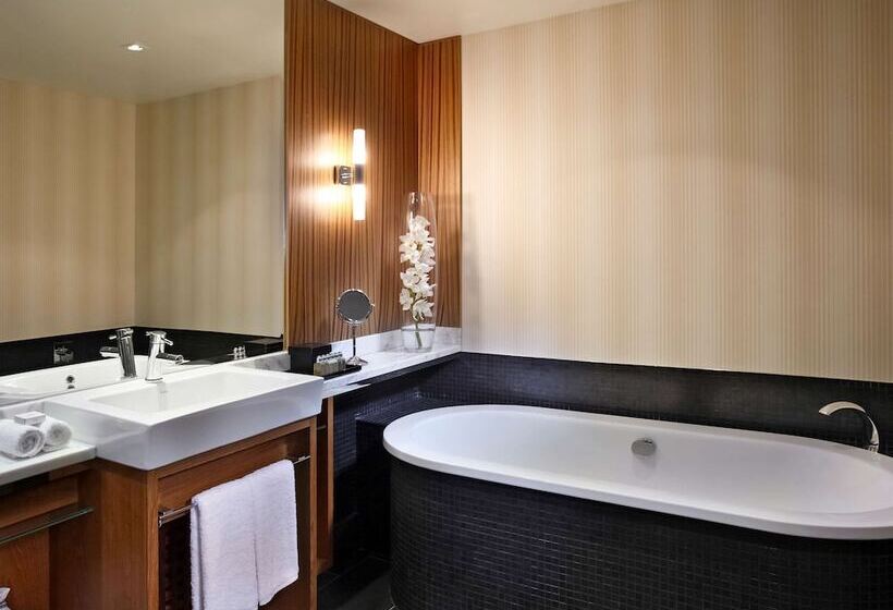 Номер Superior, Sofitel Auckland Viaduct Harbour