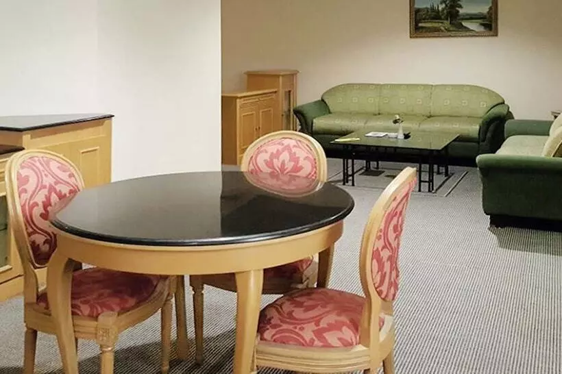 Suite, Tunjungan