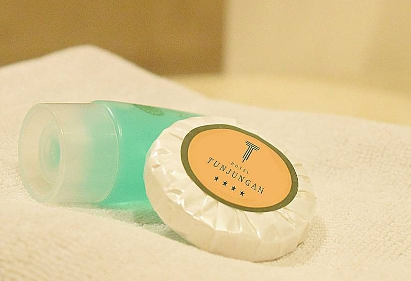 豪华房间, Tunjungan