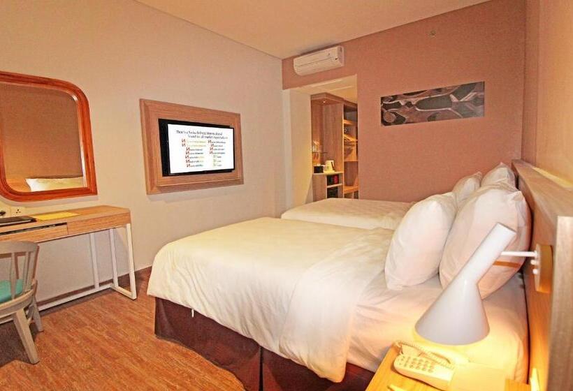 חדר דלוקס, Swiss Belhotel Manokwari